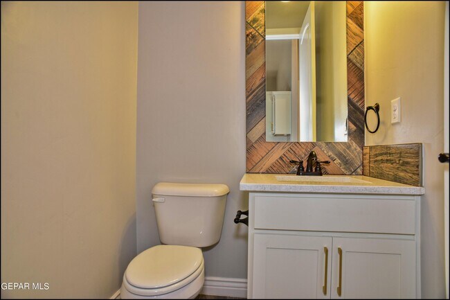 Building Photo - 7454 Wooden Nickel Dr