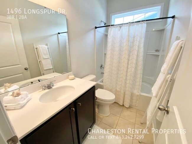 Building Photo - 1496 Longspur Dr