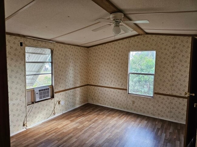 Building Photo - 15483 Lime Dr