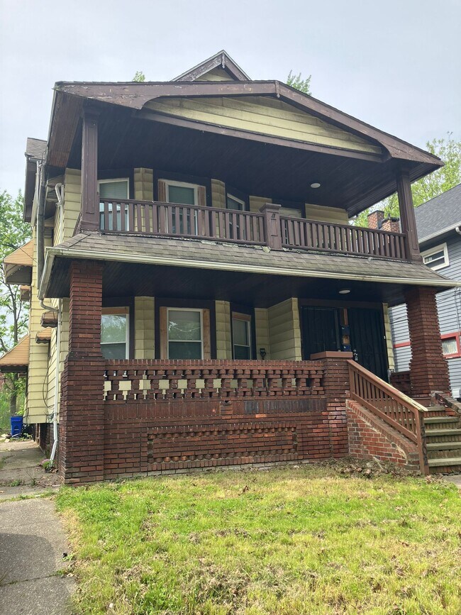 Building Photo - 13702 Mcelhattan Ave