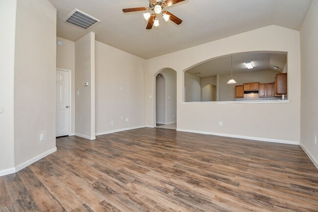 Building Photo - 4310 S Vineyard Mdw Ln