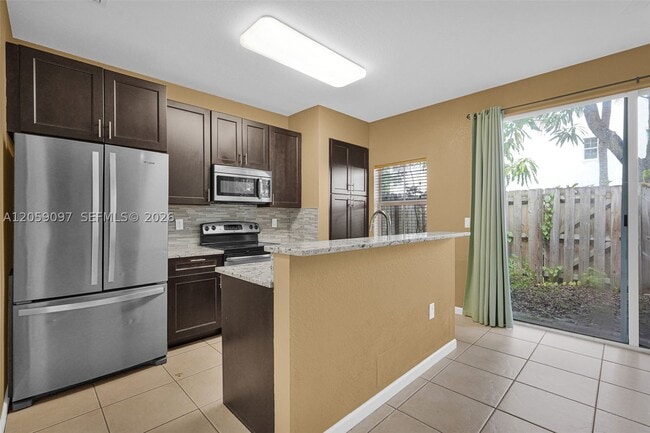 Building Photo - 2641 SW 120th Terrace