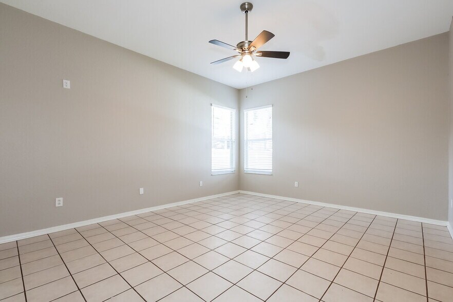 Building Photo - 3727 Cold Creek Dr