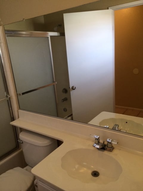 Building Photo - 3 BEDROOM, 2 BATH VICTORVILLE HOME. COMMUTER FRIENDLY!  NEAR AMARGOSA AND MOJAVE