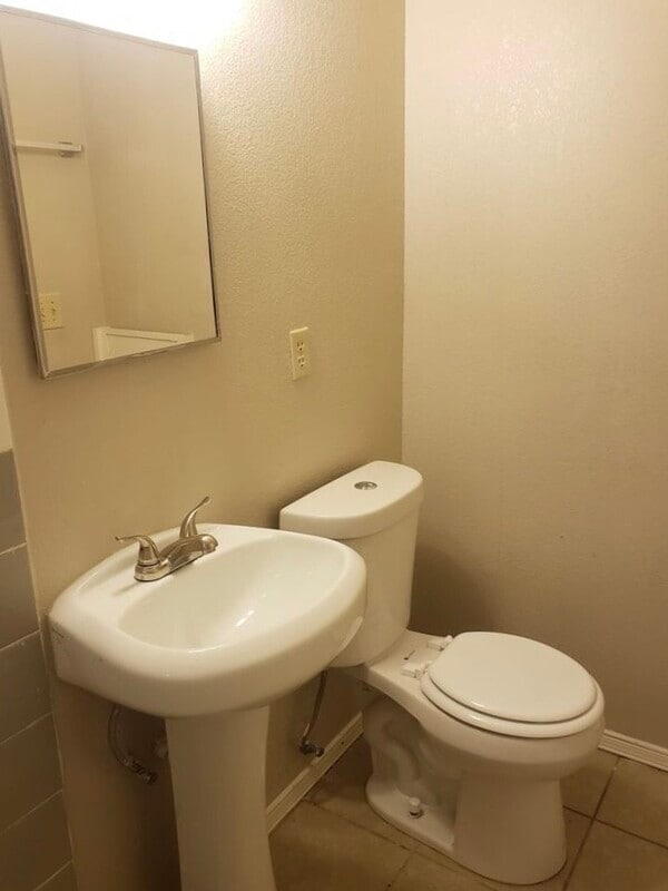 Building Photo - 4512 Arlen Ave