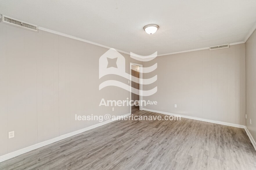 Building Photo - 2645 Maria Terrace