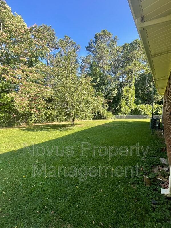 Building Photo - 150 Corinth Poseyville Rd