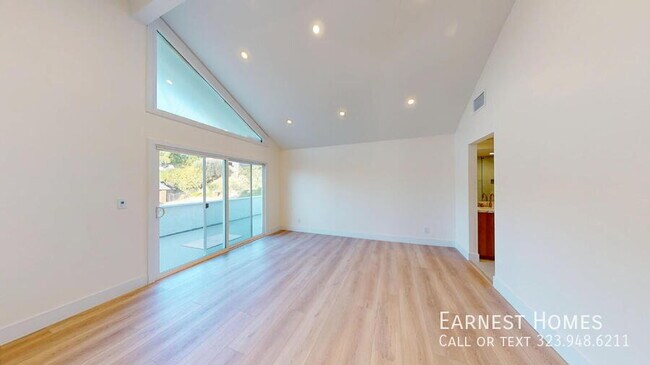 Building Photo - 4455 Deanwood Dr