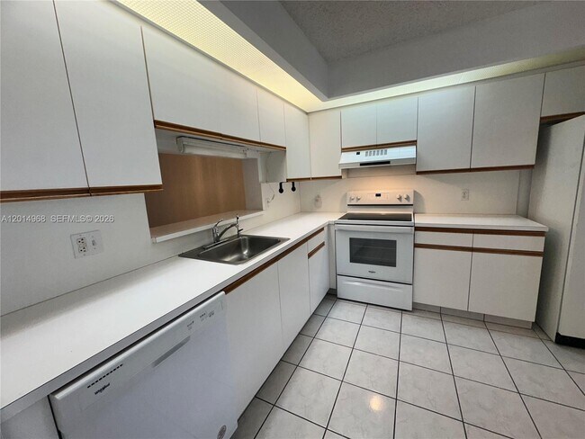 Building Photo - 1151 SW 128th Terrace