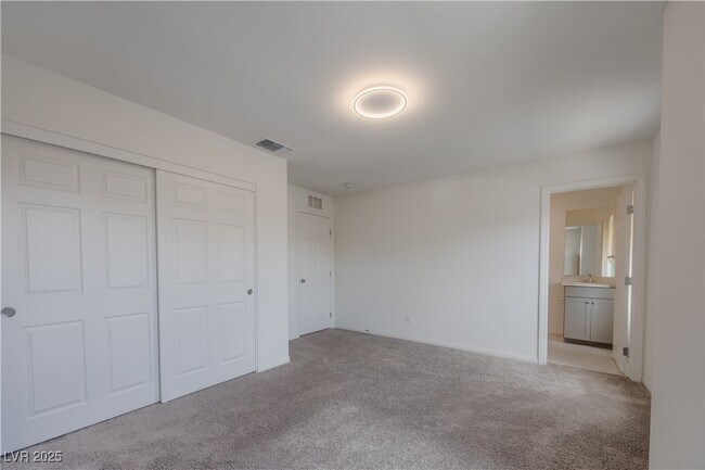 Building Photo - 5927 Coja St