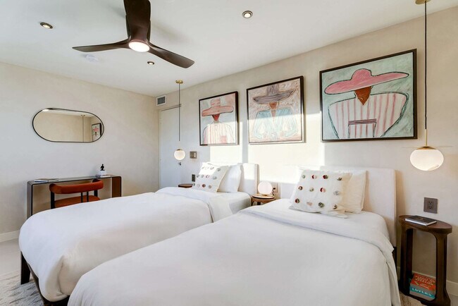 Building Photo - 1884 SW 17th St