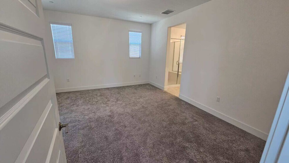 Building Photo - 10582 Trill Way