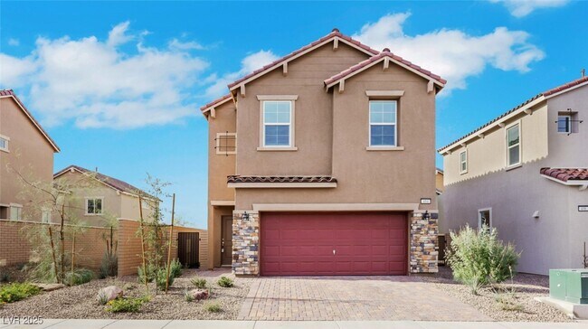 Primary Photo - 404 Grand Toccata St