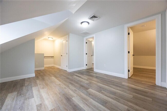 Building Photo - 214 Silver Spring St