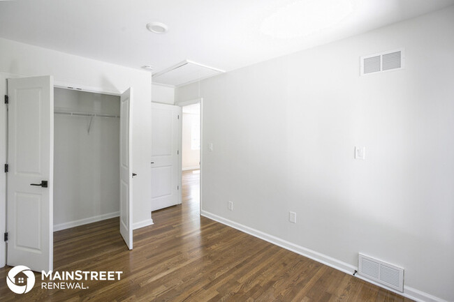 Building Photo - Welcome Home!