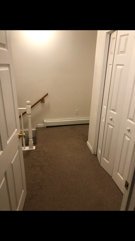 Building Photo - 8 E Oneida St