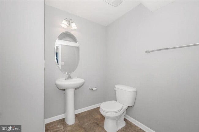 Building Photo - 7 New Gate Ct