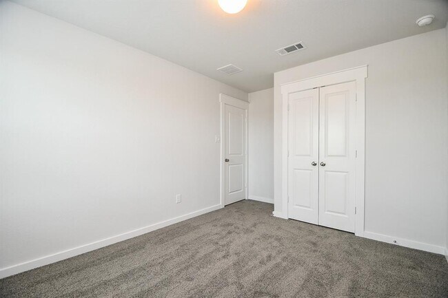 Building Photo - 7542 Coral Ter Dr