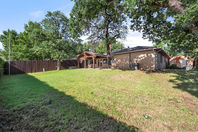 Building Photo - 3520 Sweet Wood