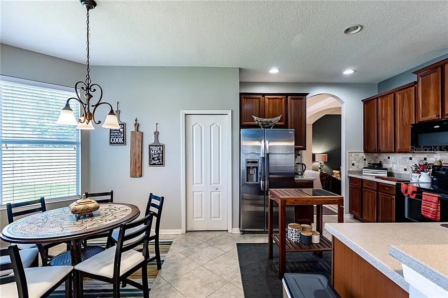 Building Photo - 7326 Forest Mere Dr
