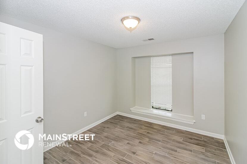 Building Photo - 6645 Chauncey