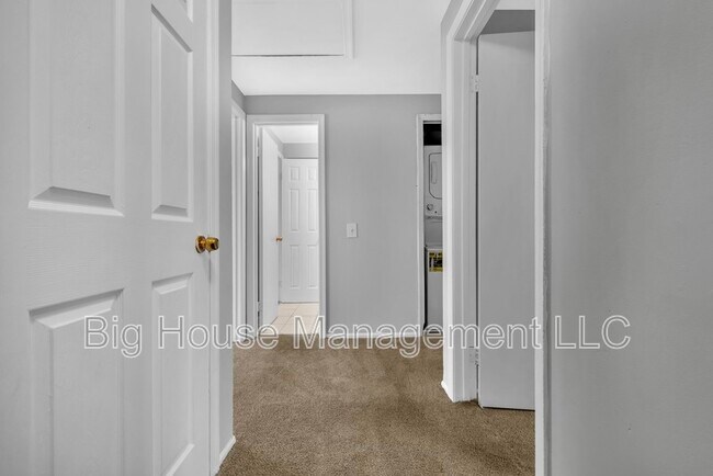 Building Photo - 4618 Goldeneye Pl