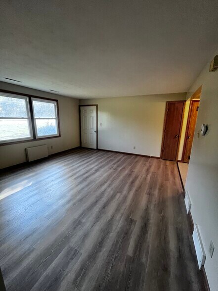 Building Photo - 11593 Cleveland Ave NW