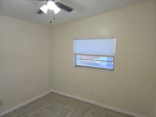 Building Photo - 3711 Roxane Blvd
