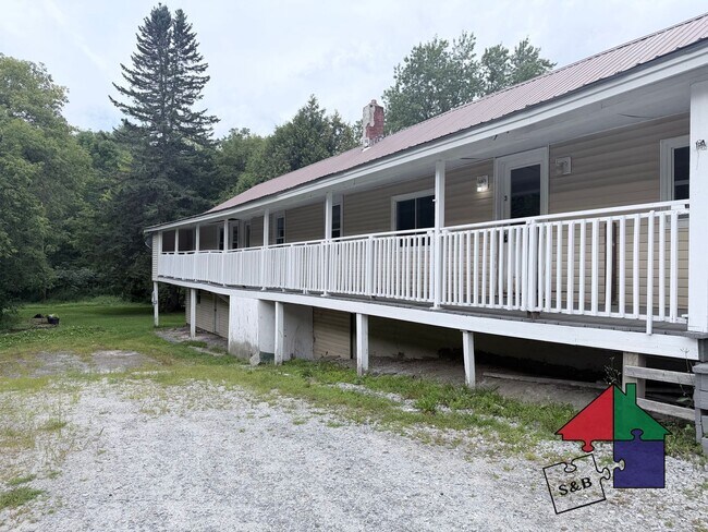 Building Photo - 831 Graniteville Rd