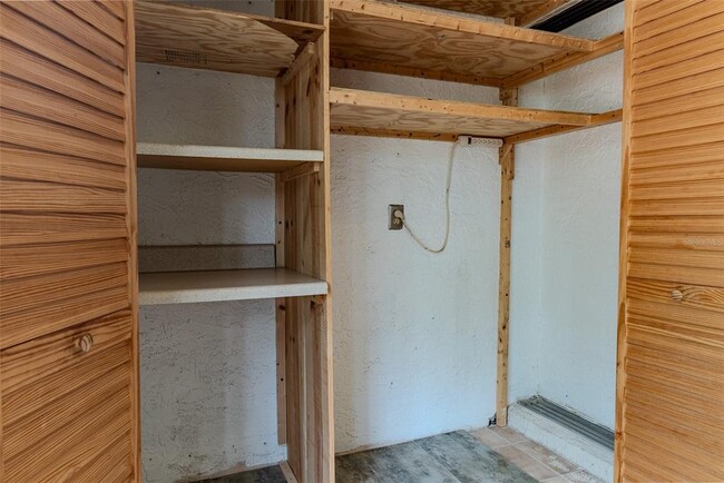 Building Photo - 2640 Enterprise Rd E