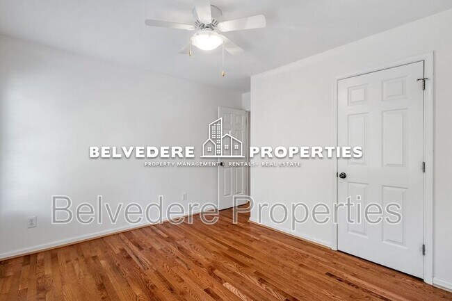 Building Photo - 1403 Regents Park Ln