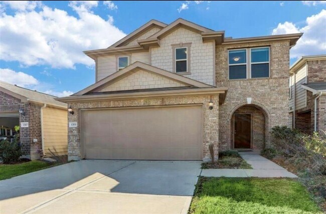 Primary Photo - 13111 Mills Grove Dr