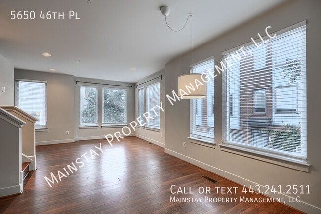 Building Photo - 5650 46th Pl