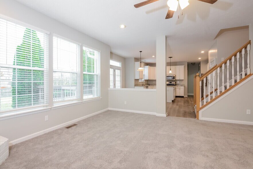 Building Photo - 1903 Windsor Ln