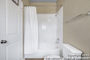 Building Photo - 1331 Nicholas Manor