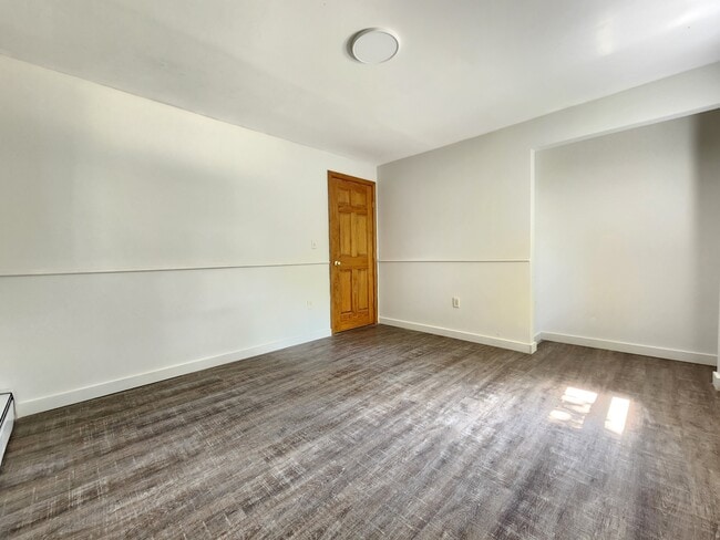 Building Photo - 116 Pine Trail