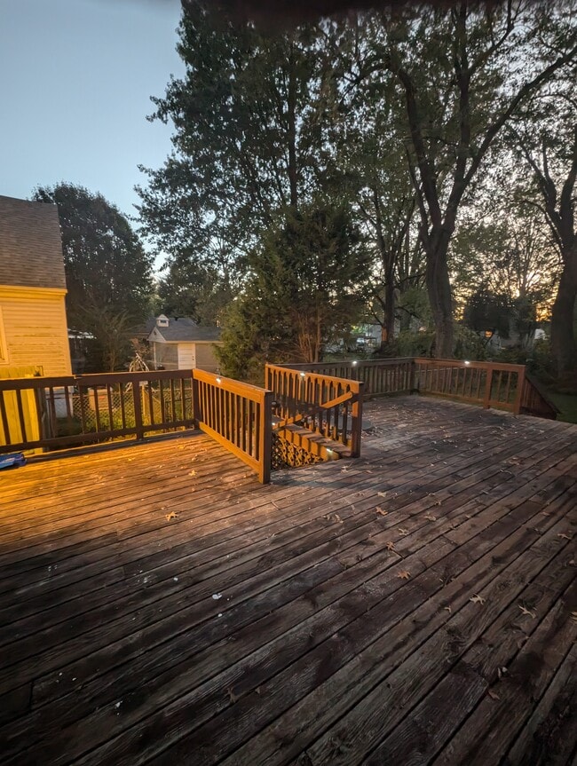 Building Photo - Rutland Ave