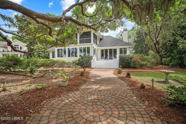 Building Photo - 32 Sparrow Nest Point