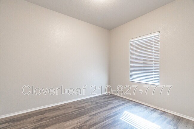 Building Photo - 7415 Marina Del Rey