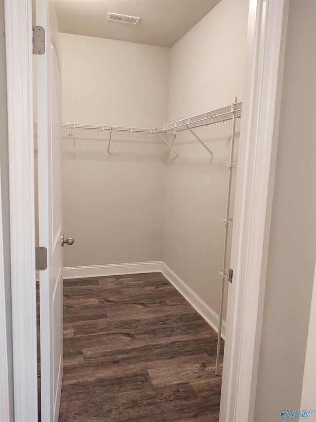 Building Photo - 152 Grey Fawn Trail