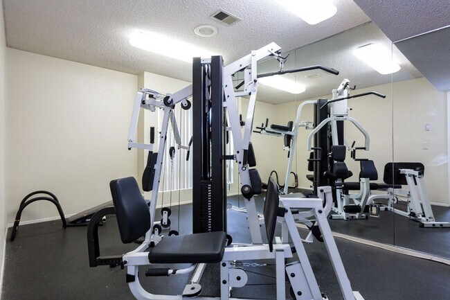 Building Photo - Cute Condo at Mission Trails Villas!