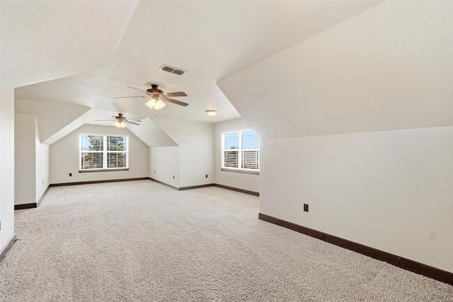 Building Photo - 133 Prairie Creek Way