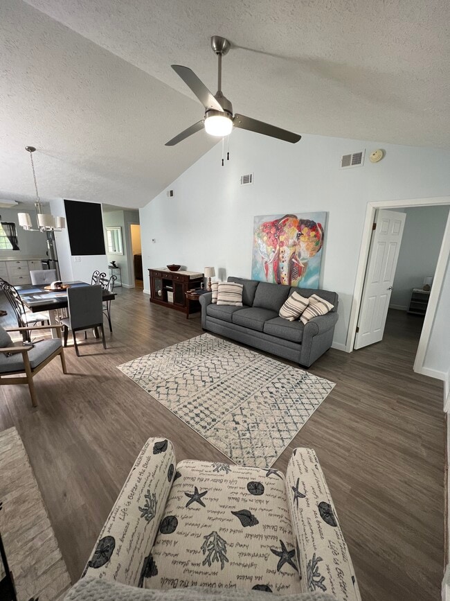 Living room - 115 Nautilus St
