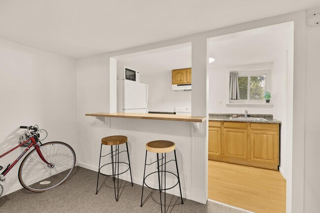Building Photo - 4012 7th St NW