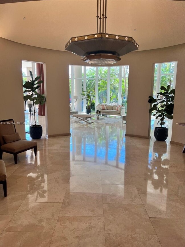 Building Photo - 2475 Brickell Ave