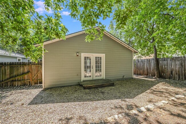 Building Photo - 1709 Clifford Ave