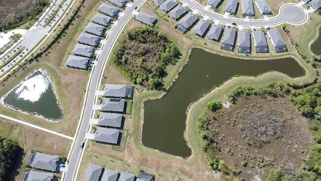 Building Photo - 11044 Pinot Dr