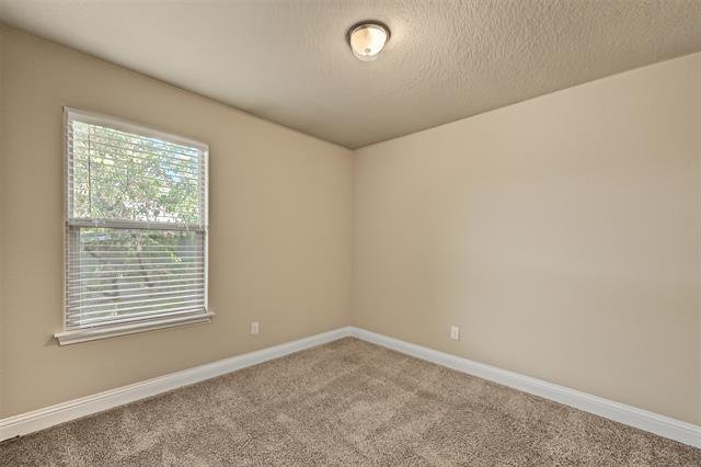 Building Photo - 3216 S Cherry Ln