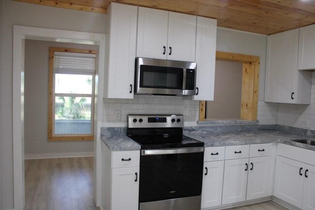 Building Photo - 1190 Patterson Rd