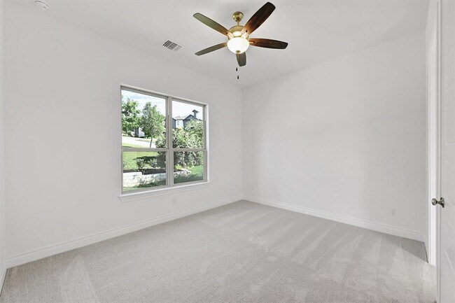 Building Photo - 905 Crestone Stream Dr